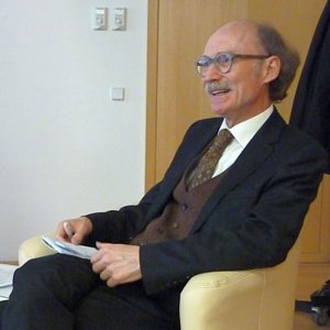 Dr. Andreas Fuerst